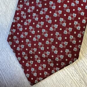 Hickey-Freeman Collection 100% Silk Tie Burgundy Red Blue Geometric Square Dot
